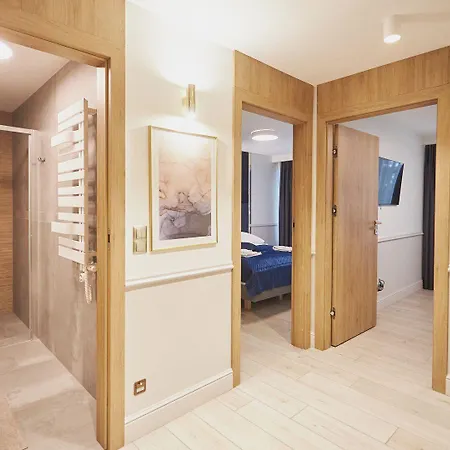 Timber By Baltic Apartment